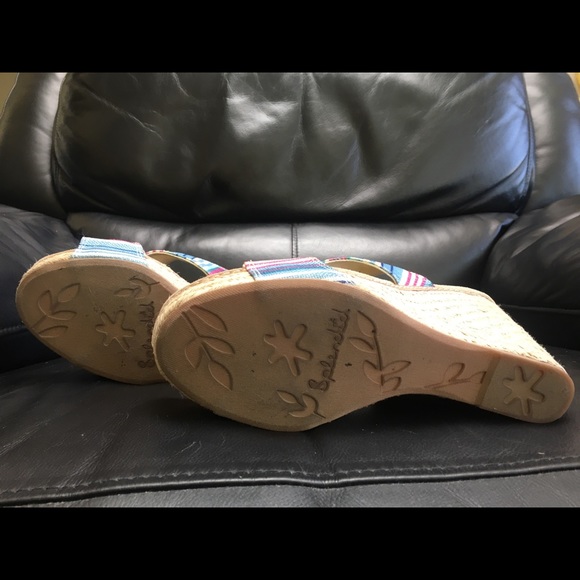 💙💗Splendid Wedges - Picture 4 of 5